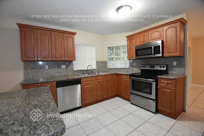 Building Photo - 15813 SW 79th St
