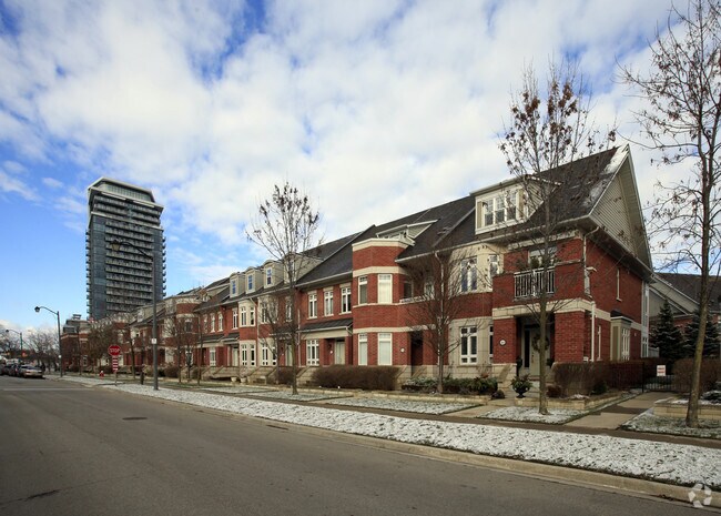 Photo du bâtiment - Port Credit Village