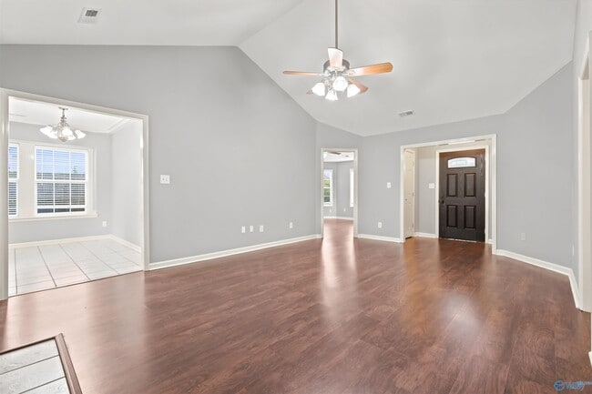 Foto del edificio - 2524 Clovis Rd SW