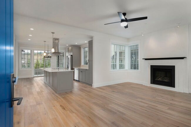 Building Photo - Pleasant Beach Village