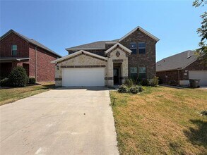 Building Photo - 633 Cedar Springs Dr