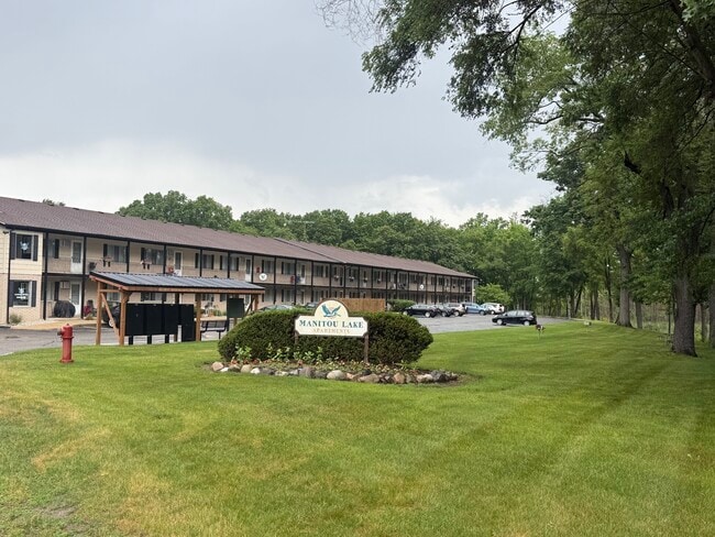 Building Photo - Manitou Lake Apartments