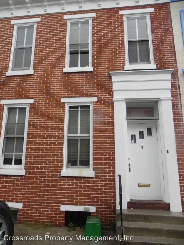 Primary Photo - 23 N Hartley St
