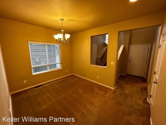 Building Photo - 3 br, 3 bath House - 1652 Rustlers Roost Dr