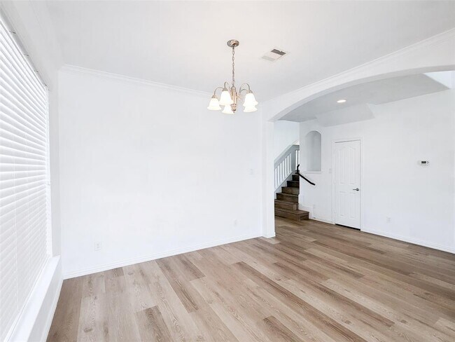 Foto del edificio - 24606 Forest Canopy Dr