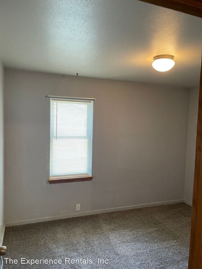 Foto del edificio - 2 br, 1 bath House - 415 N Leaders Ave