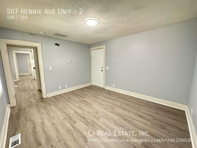 Building Photo - 507 Henrie Ave