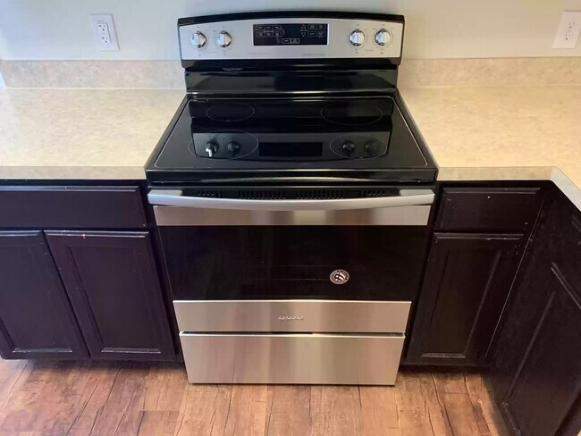 Foto del edificio - 5622 Sunkist