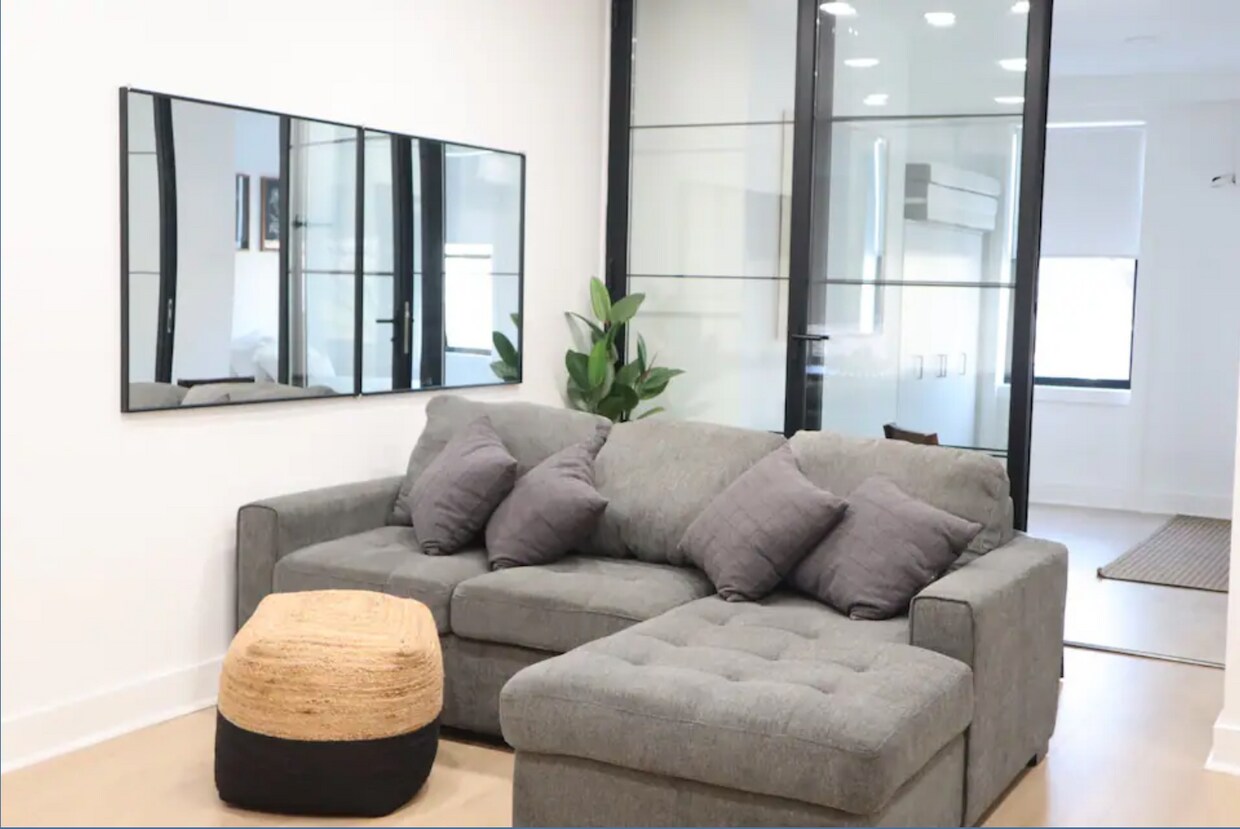 411 E Girard Ave Unit Modern Fishtown Apartment, Philadelphia, PA 19125