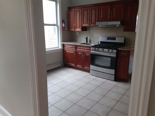 Foto del edificio - 336 N 6th St