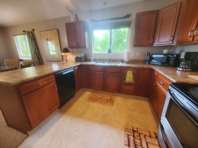 Building Photo - Furnished unit in Kihei