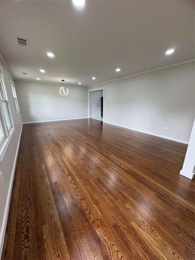 Foto del edificio - 1 Crescent Ct