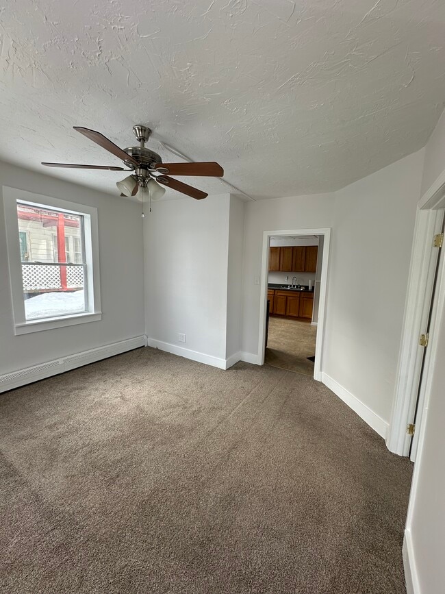 Building Photo - 10 Oswald St