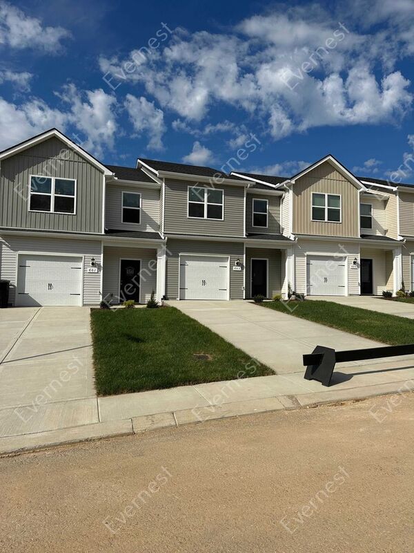 310 Seidov Cobb Wy, White Bluff, TN 37187 Townhome Rentals in White