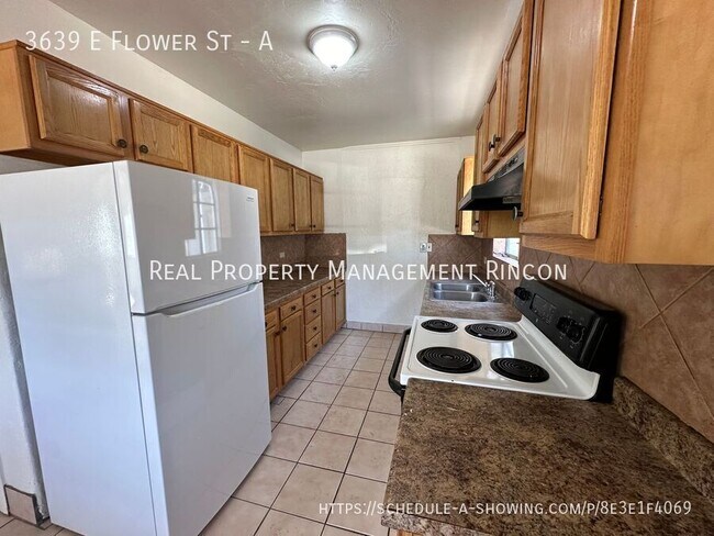 Foto del edificio - 3639 E Flower St
