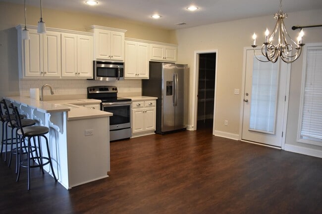 Building Photo - 441 Serenity Ave