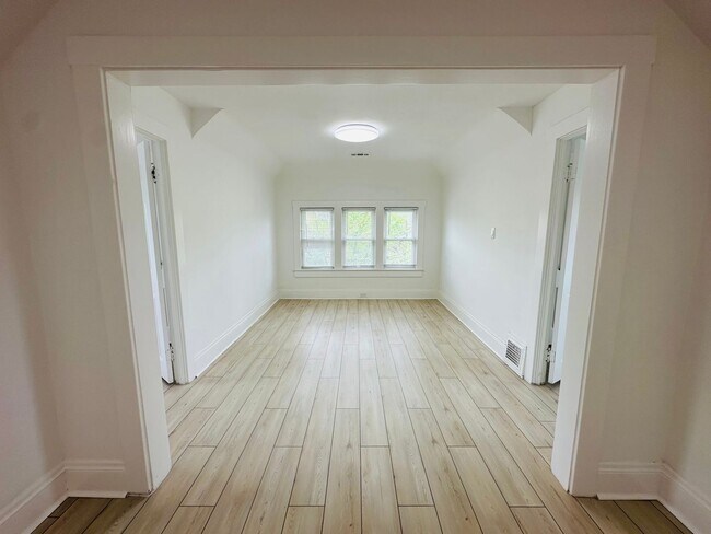 Foto del edificio - 4014 Cypress Ave