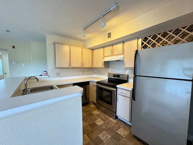Building Photo - Two Bedroom Two Bath  Condo available for ...
