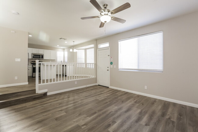 Foto del edificio - 8815 S Murray Canyon Ct