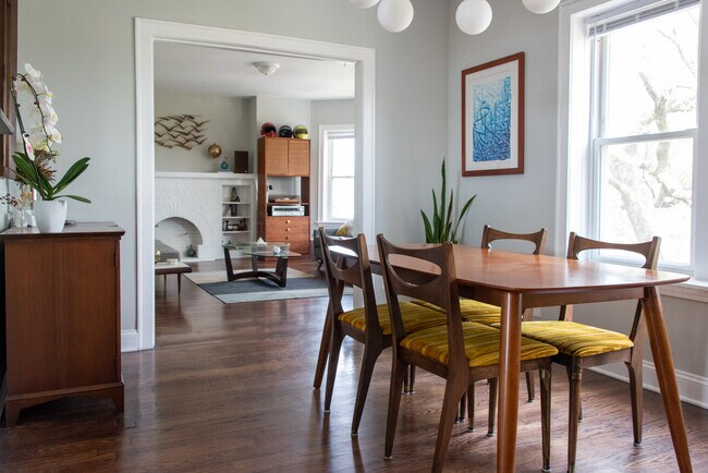 Foto del edificio - 4808 N Paulina St