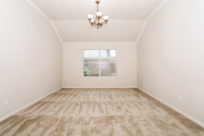 Foto del edificio - 28615 Hidden Cove Dr