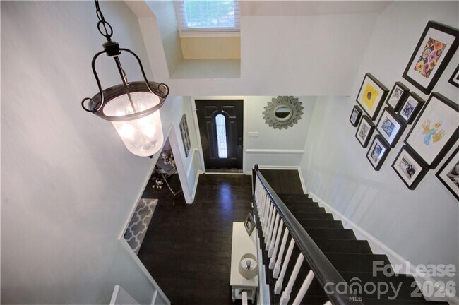 Foto del edificio - 3806 Bridgewood Ln