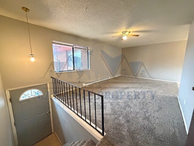 Foto del edificio - 714 Downey St