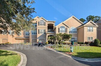 Building Photo - 13810 Sutton Park Dr N