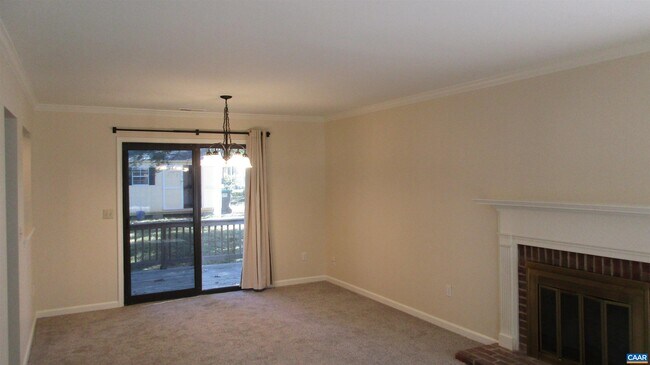 Building Photo - 1675 Ravens Pl
