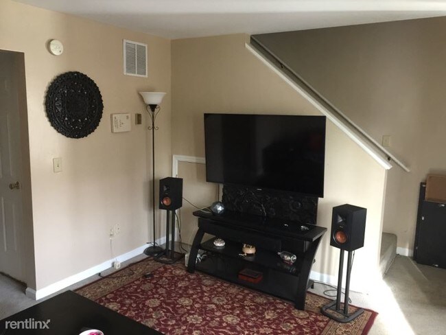 Foto del edificio - 2 br, 1.5 bath Condo - 162 Oxbo Rd