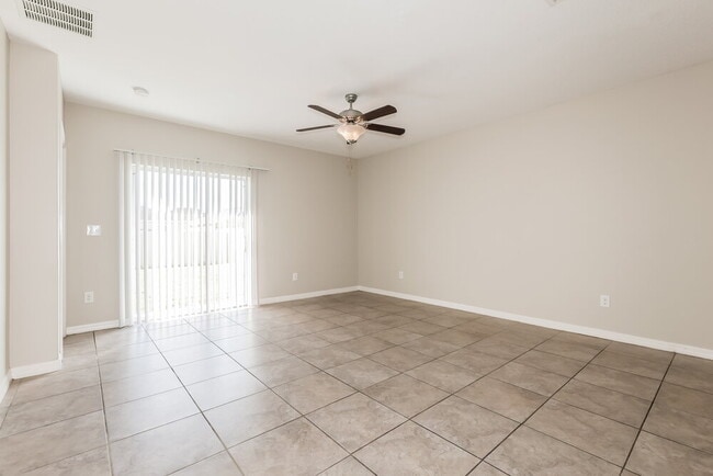 Building Photo - 6807 Blue Moon Wy