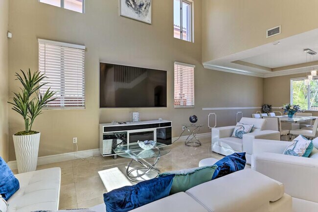 Foto del edificio - 16445 SW 52nd St