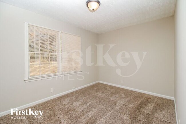 Foto del edificio - 2030 Chestnut Hill Cir