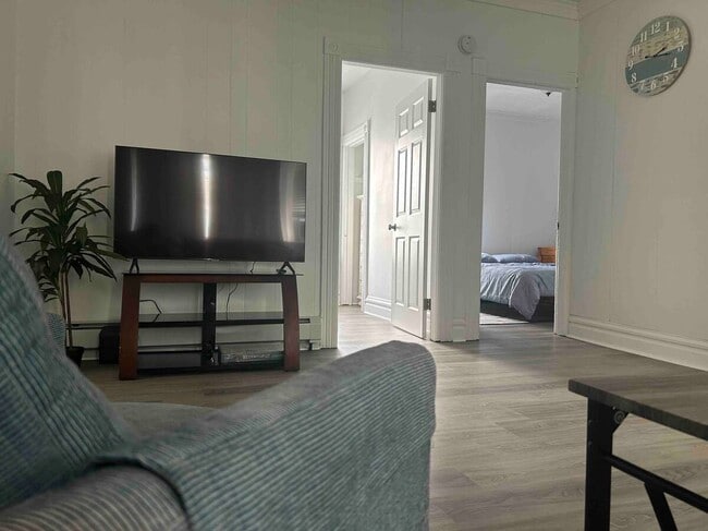 Building Photo - 29 Stillman Ave