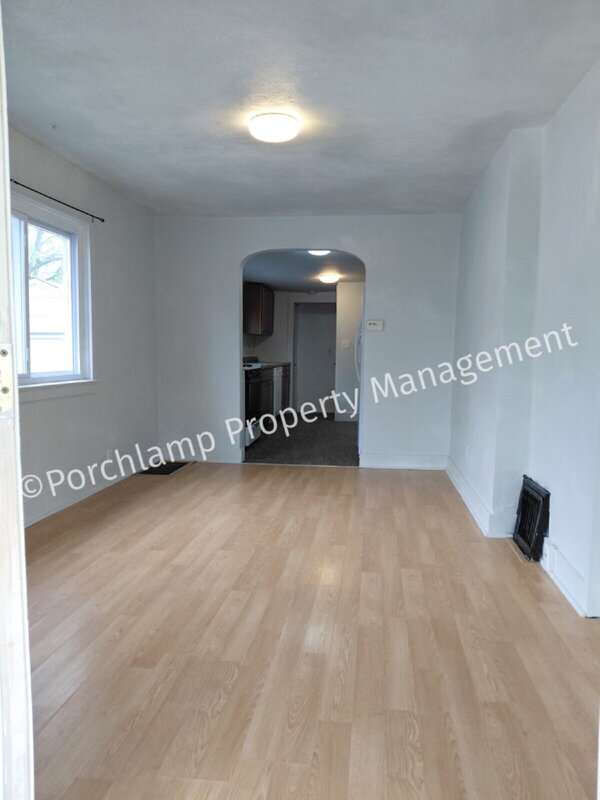 Foto del edificio - 5038 Carson Ave SW