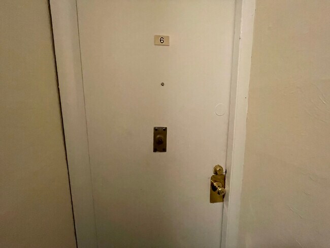 Foto del edificio - 884 Huntington Ave