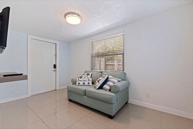 Foto del edificio - 4801 14th Ave S