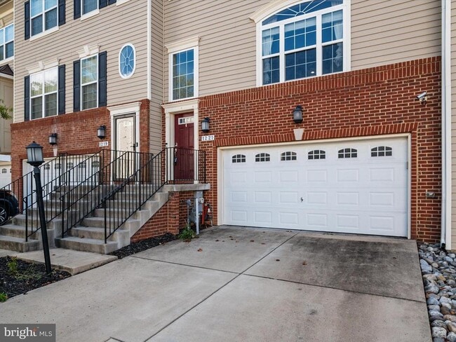 Foto del edificio - 1221 Orchid Rd