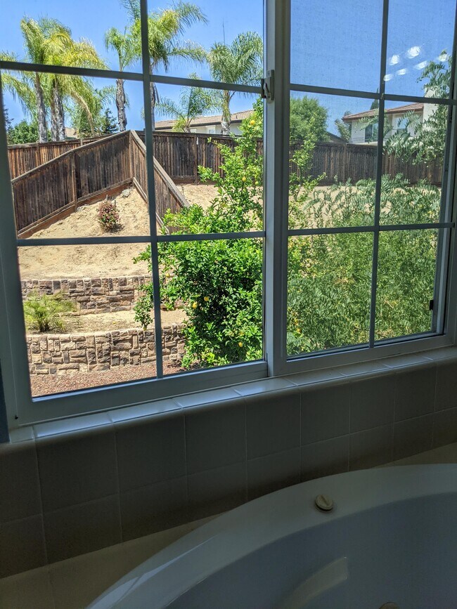 Foto del edificio - 2217 Spyglass Dr