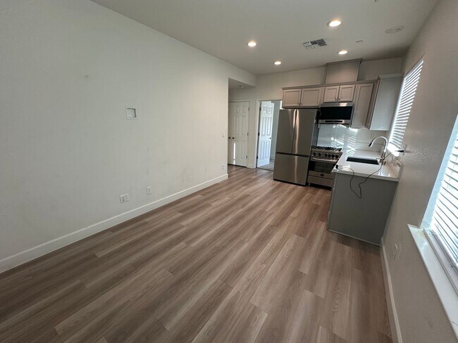 Foto del edificio - 3012 Granger St