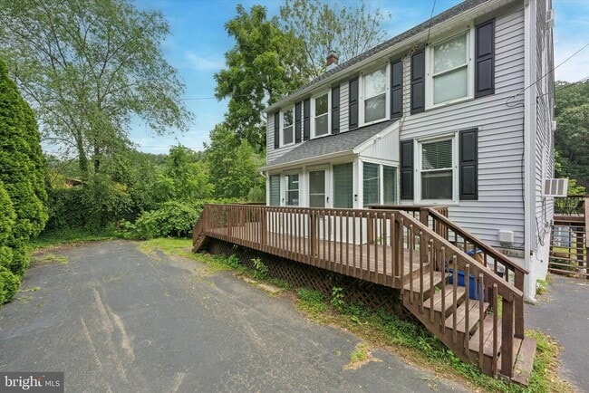 Building Photo - 5530 Pennell Rd