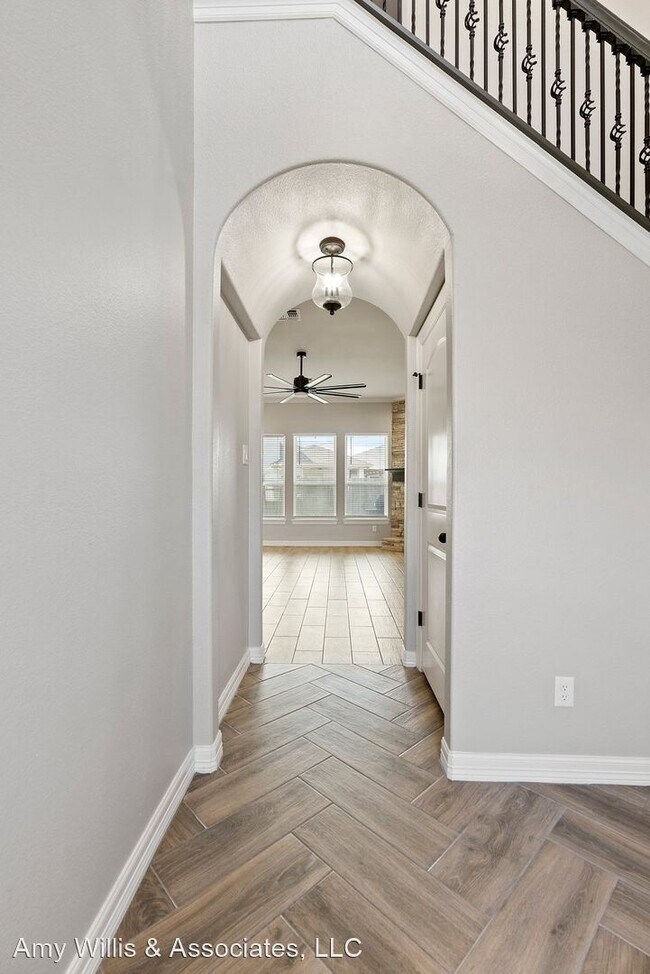 Building Photo - 4 br, 3 bath House - 7309 Longitude Corut