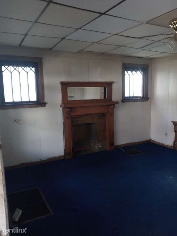 Building Photo - 3 br, 2.5 bath House - 3016 Orchard St B U...