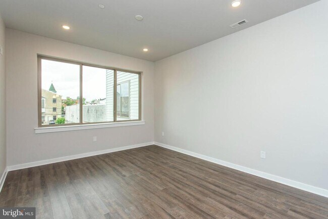 Foto del edificio - 1227 N 7th St