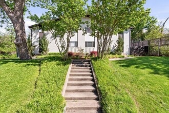 Building Photo - 5722 Gaston Ave