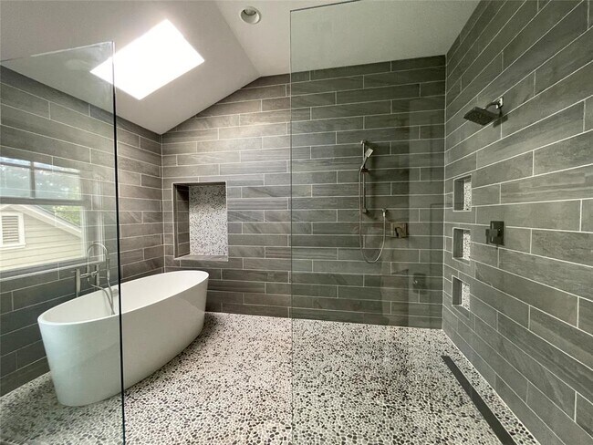 Foto del edificio - 4709 Sinclair Ave