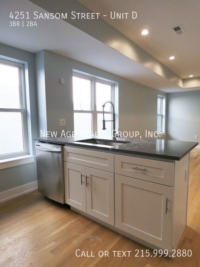 Building Photo - 4251 Sansom St