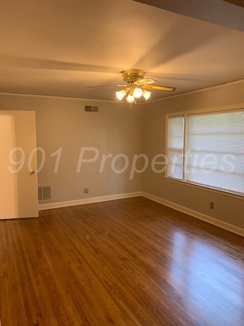 Foto del edificio - 4576 Leatherwood Ave