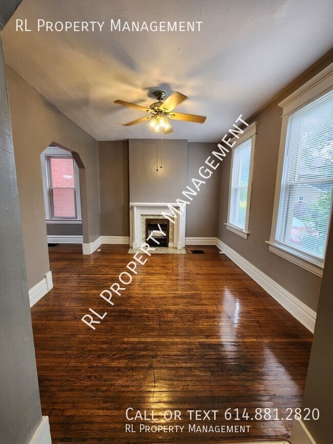 Building Photo - Charming 3 Bedroom 1.5 Bathroom home in Ol...