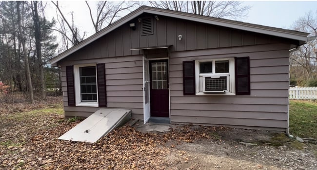 Building Photo - 506 Stafford Rd